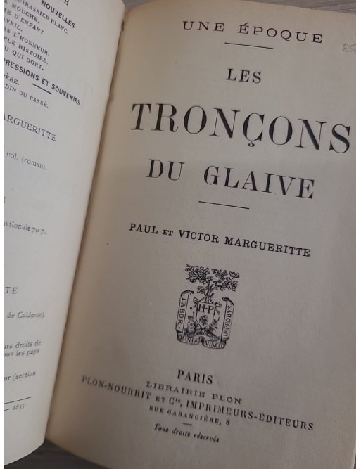 Les tronçons de glaive – Roman de la collection « Une Époque »