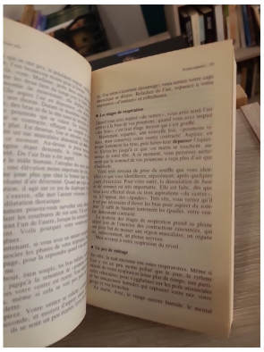 Yoga pour elle - Guide pratique de bien-être et exercices adaptés