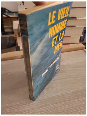 Le Vieil Homme et la Mer - Roman classique d’Ernest Hemingway