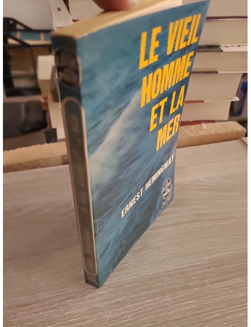 Le Vieil Homme et la Mer - Roman classique d’Ernest Hemingway