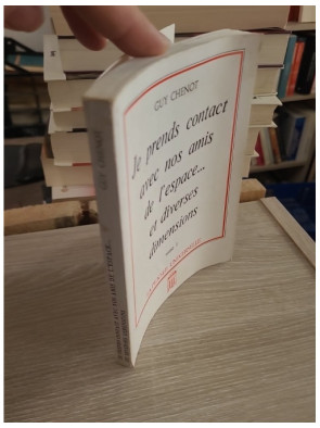 Je prends contact avec nos amis de l'espace et diverses dimensions