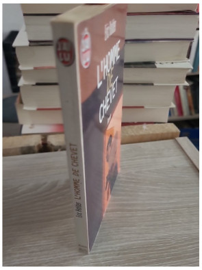 L'homme de chevet - Un roman intimiste sur l'amour et la résilience