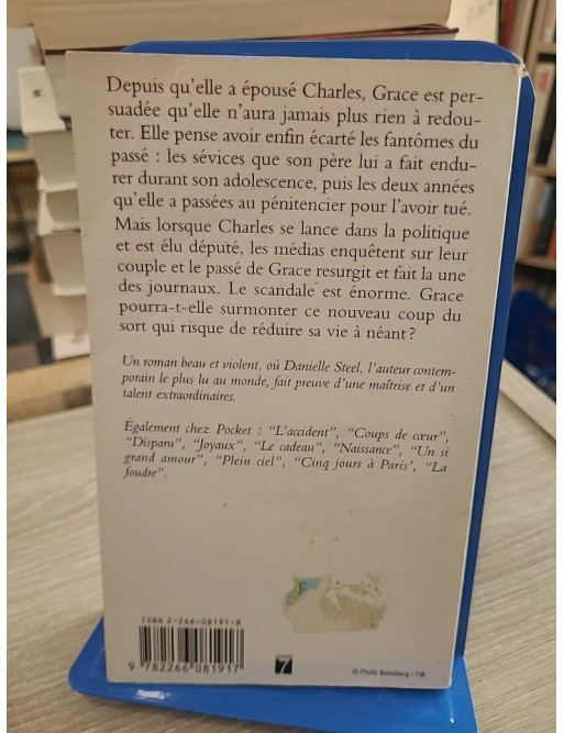 Malveillance - Un roman poignant entre secrets du passé et scandale