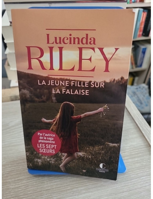 La jeune fille sur la falaise - Une saga familiale entre secrets et amour