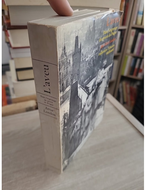 L'aveu - Dans l'engrenage du Procès de Prague (témoignage historique)