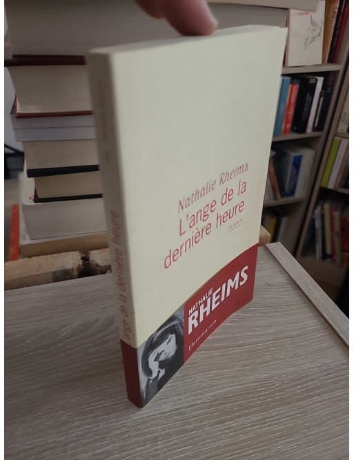 L'Ange de la dernière heure - Roman sur la foi et le mystère