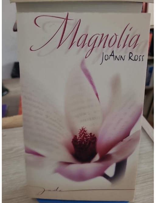 Magnolia - JoAnn Ross