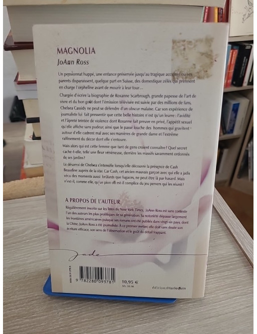Magnolia - JoAnn Ross