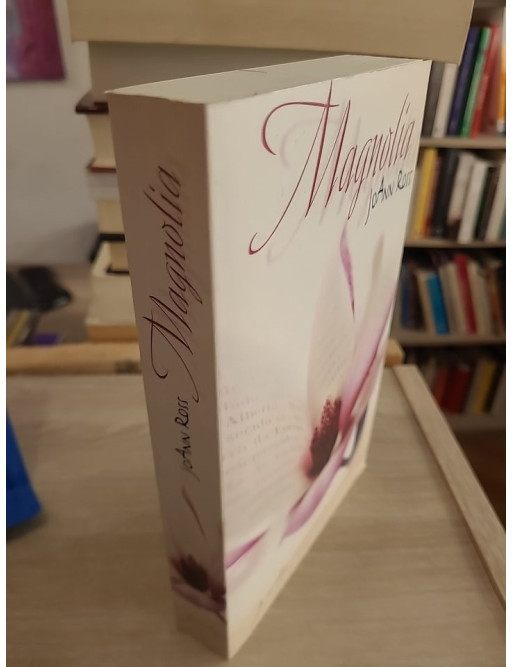 Magnolia - JoAnn Ross