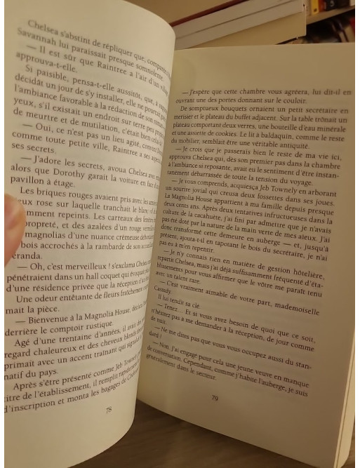 Magnolia - JoAnn Ross