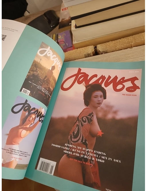 Confessions - Eroticism in Media - Analyse des magazines érotiques contemporains