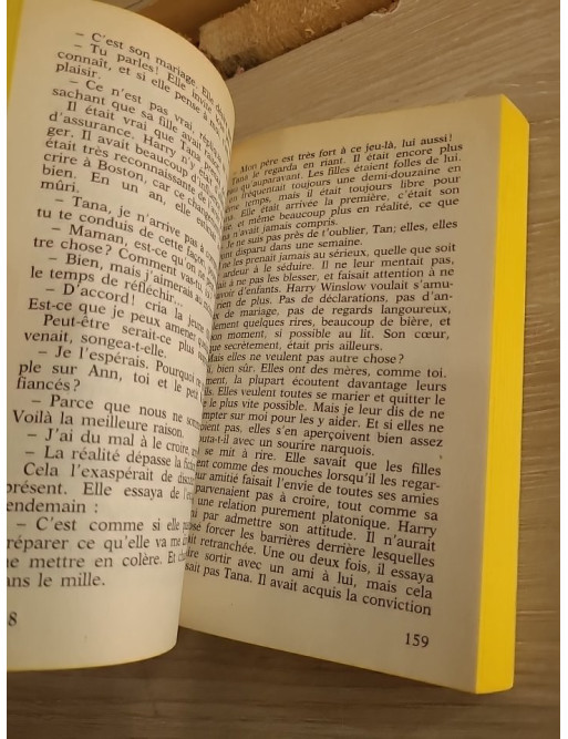 La Ronde des souvenirs - Destin d'une femme entre épreuves, résilience et espoir