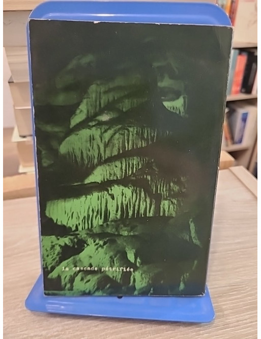 À l'aventure dans les grottes belges - Exploration et découverte du monde souterrain