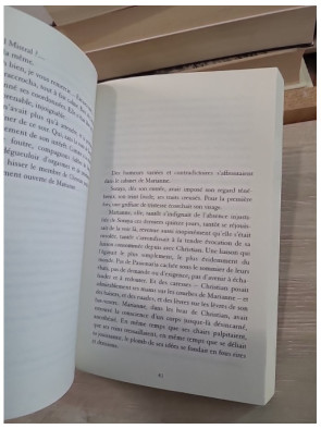 Le divan - Roman psychologique autour du désir et de la psychanalyse