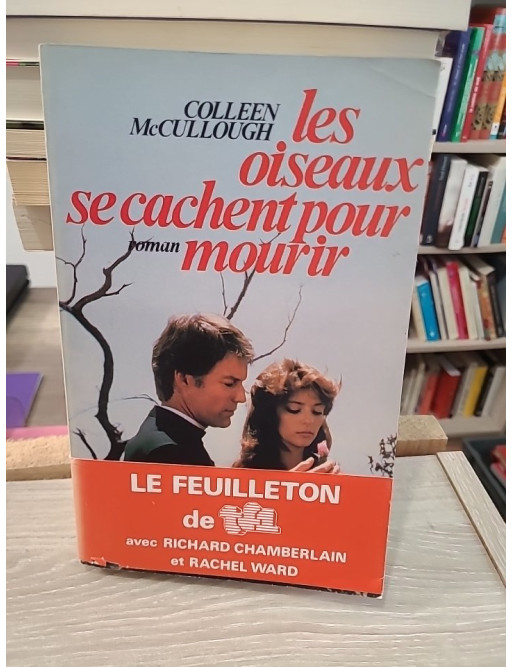 Les oiseaux se cachent pour mourir