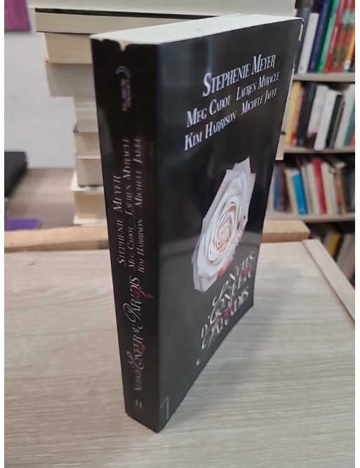 Nuits d'enfer au paradis : cinq nouvelles fantastiques